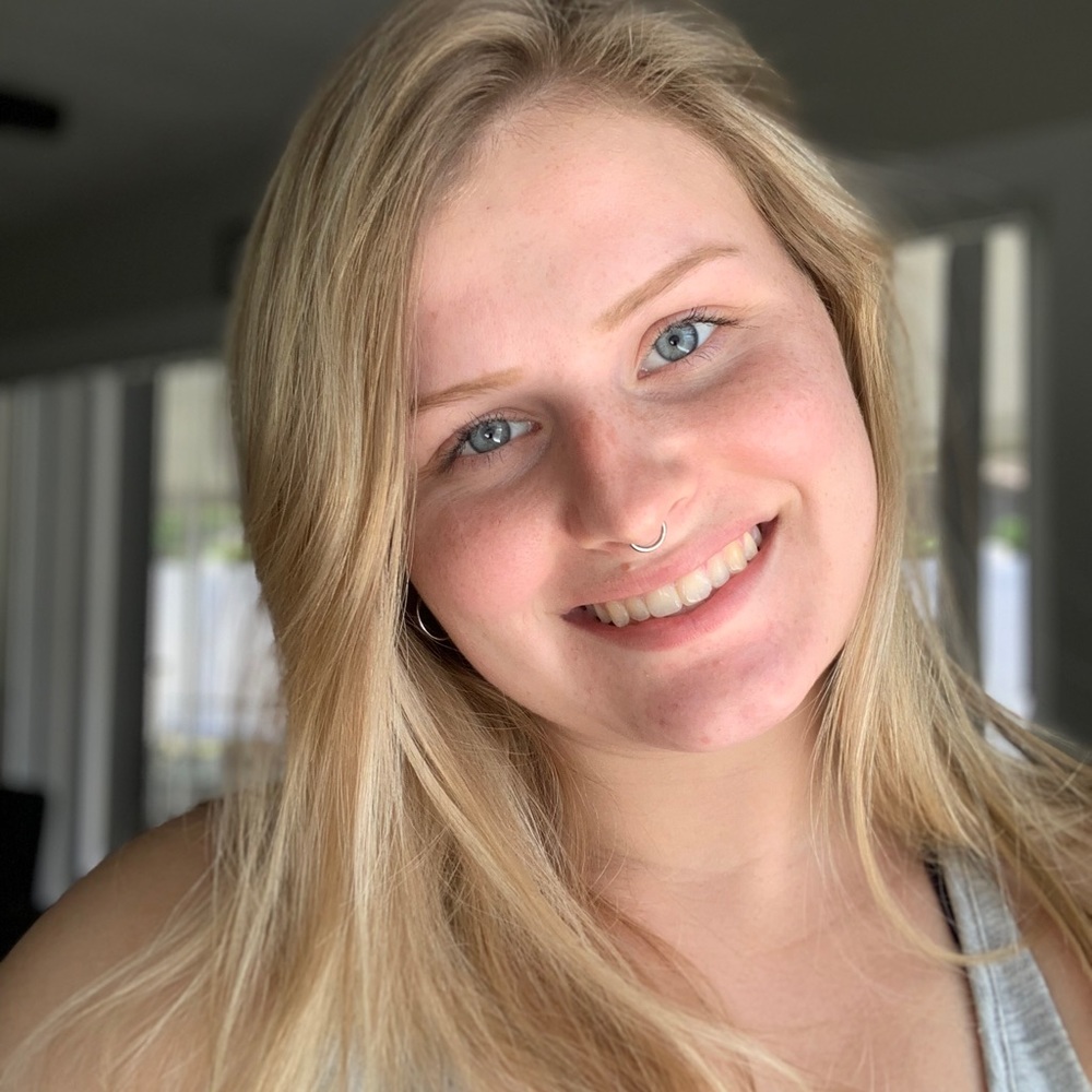 Meet your Posher, Dani